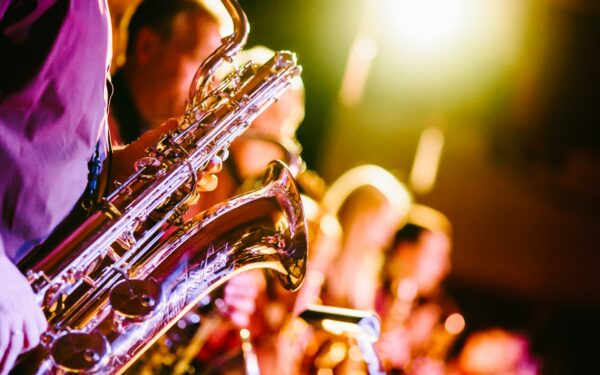 Džiazas pradedantiesiems: nuo ko pradėti ir kaip atrasti muziką, kuri tikrai įtrauks