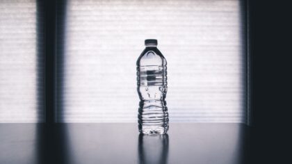 Karštos dienos ir sveikata: kaip saugiai išbūti kaitroje namuose, darbe ir lauke