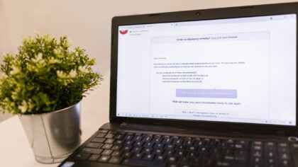 El. paštas tampa pavojingiausia darbo priemone: kaip apsiginti nuo sukčių ir klaidinančių laiškų