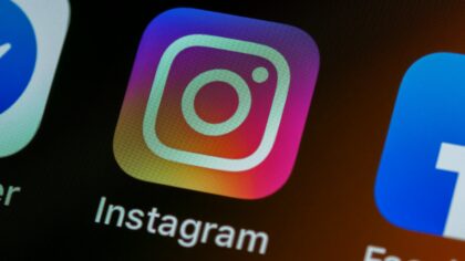 Instagram memų puslapiai tampa naujaisiais humoro žurnalais: kaip jie gimsta ir kuo taip traukia