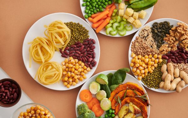 Lėkštė, o ne stebuklinga dieta: kaip subalansuoti vieną valgį, kad pagerėtų bendra savijauta