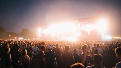 Lietuviškų vasaros festivalių žemėlapis: kur šiemet skambės įsimintiniausia muzika po atviru dangumi