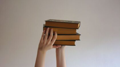 Tarp palapinių ir knygų lentynų: kaip literatūros festivaliai keičia skaitymo įpročius Lietuvoje