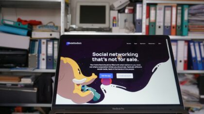 Virtualios privatumą ginančios erdvės: kas yra decentralizuotos socialinių tinklų alternatyvos ir kam jos iš tikrųjų naudingos