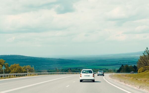 Ilgi savaitgalio maršrutai automobiliu Lietuvoje: kaip suplanuoti kelionę, kad mažiau pavargtumėte kelyje